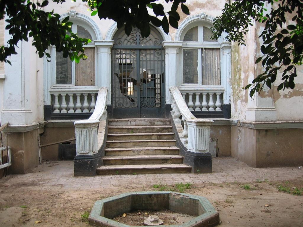 ORAN MAI 2006 E93 ECKMUHL LA CLINIQUE GASSER.JPG
